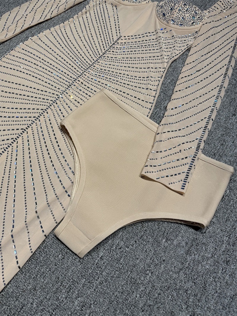 Luxury Crystals Beige Women Pr - đánh giá và giá Formal Wear Gowns For Women
