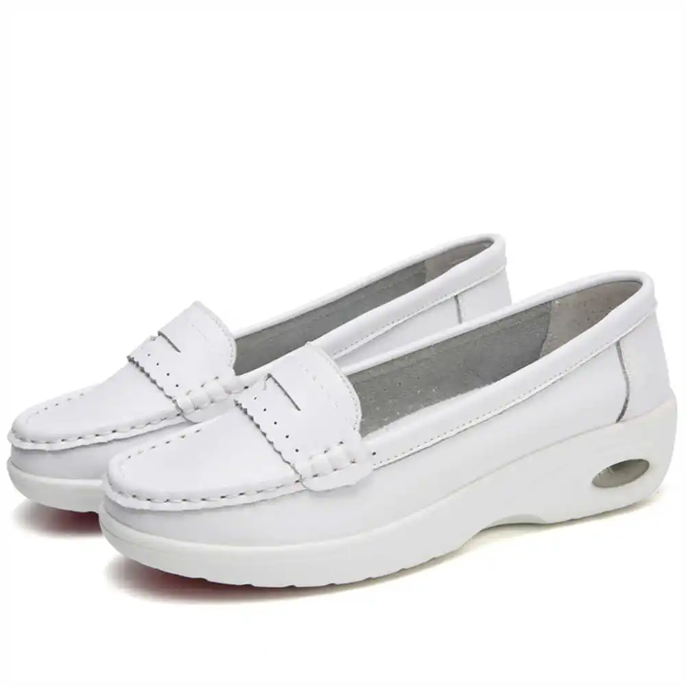 Thick Sole Slipon White Traine - đánh giá và giá Resale Women'S Formal Wear