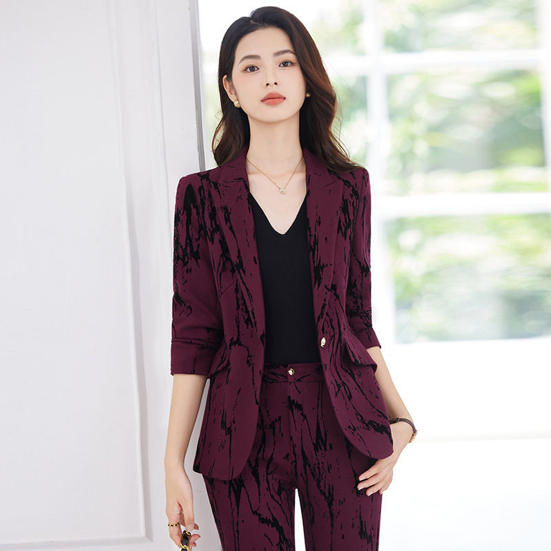 High-end Suit Jacket for Women - đánh giá và giá Women Formal Wear Look